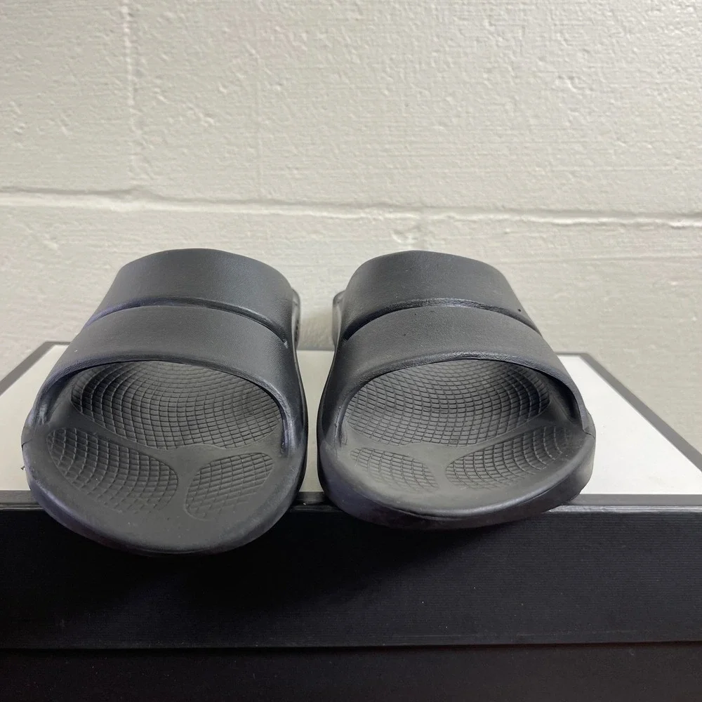Oofos OOahh Sport Recovery Slides Black Comfort Sandal Slip On Men's 9 US/42 EU